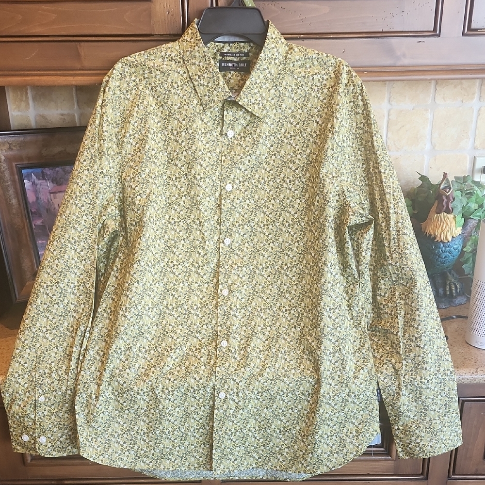 Kenneth Cole Green Casual Button Down Shirt Lightweight Cotton